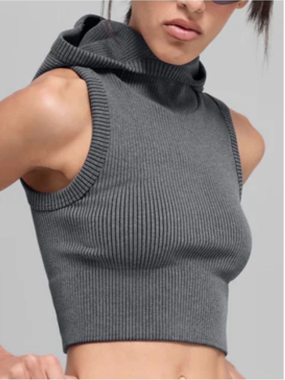 ALO Seamless Hooded Vest – Dark Misty Grey Heather (XS) 🤍